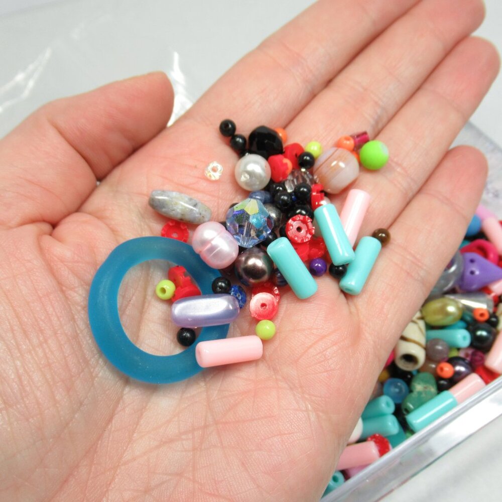 Assorted Beads - Picture 3 of 7